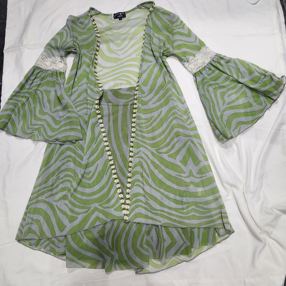 Viviana Statement Sleeve Green Zebra-Print Sheer Kimono & Skirt.